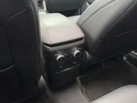 Ford Explorer thumbnail 31