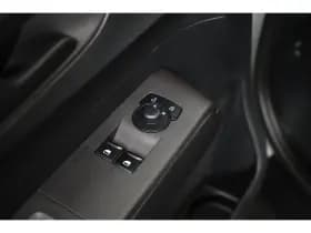 Ford Transit Courier thumbnail 13