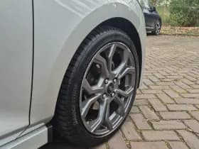 Ford Fiesta thumbnail 18