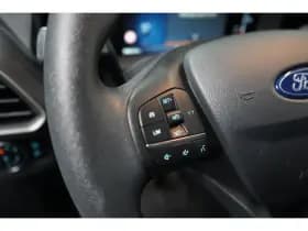 Ford Transit Courier thumbnail 14