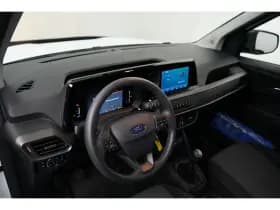 Ford Transit Courier thumbnail 24