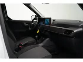 Ford Transit Courier thumbnail 9