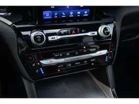 Ford Explorer thumbnail 30