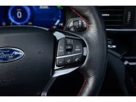 Ford Explorer thumbnail 36