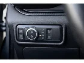 Ford Explorer thumbnail 38