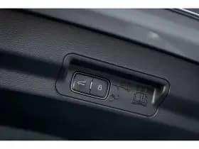 Ford Explorer thumbnail 40