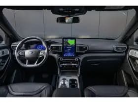 Ford Explorer thumbnail 7