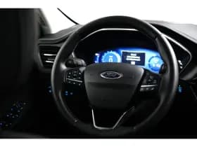 Ford Kuga thumbnail 12