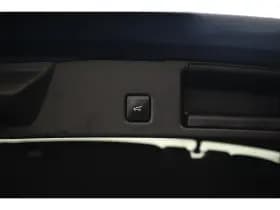 Ford Kuga thumbnail 16