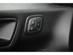 Ford Kuga thumbnail 24