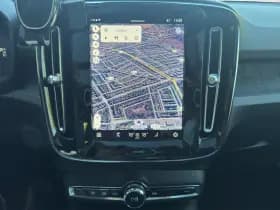 Volvo XC40 thumbnail 15