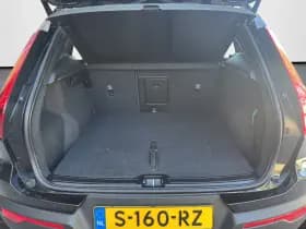 Volvo XC40 thumbnail 21