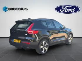 Volvo XC40 thumbnail 5