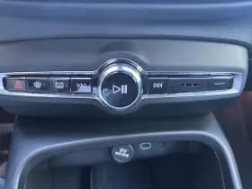 Volvo XC40 thumbnail 43