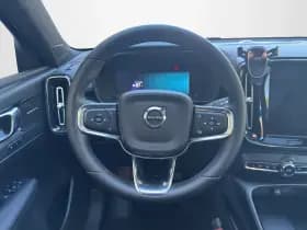 Volvo XC40 thumbnail 9