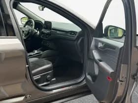 Ford Kuga thumbnail 31