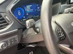 Ford Kuga thumbnail 45