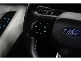 Ford Explorer thumbnail 17