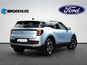 Ford Explorer thumbnail 3