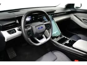 Ford Explorer thumbnail 7