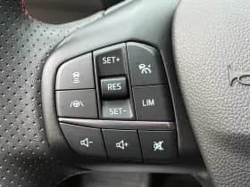 Ford Focus thumbnail 8
