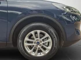Ford Kuga thumbnail 24