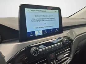 Ford Kuga thumbnail 7