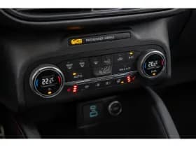 Ford Kuga thumbnail 37