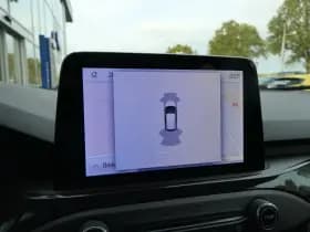 Ford Focus thumbnail 14
