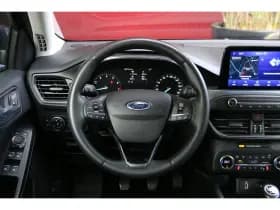 Ford Focus thumbnail 11