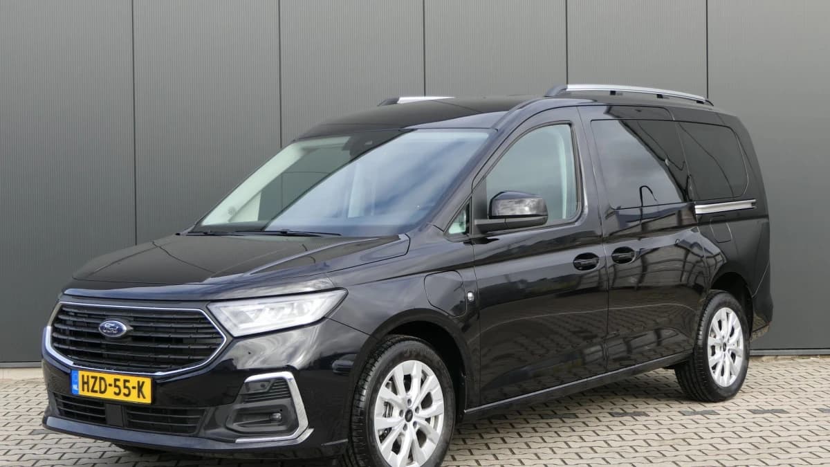 Ford Tourneo Connect — foto 1