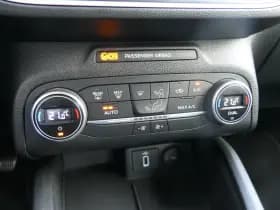 Ford Focus thumbnail 8