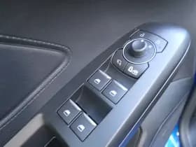 Ford Focus thumbnail 30