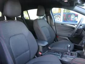 Ford Focus thumbnail 7