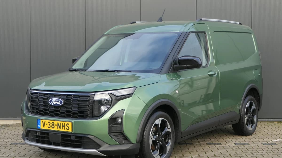 Ford Transit Courier — foto 1