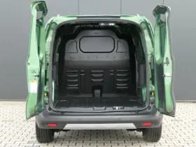Ford Transit Courier thumbnail 16