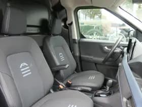 Ford Transit Courier thumbnail 7