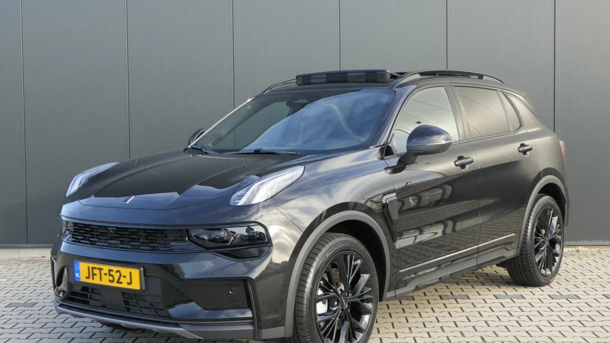 Lynk & Co 01 — foto 1