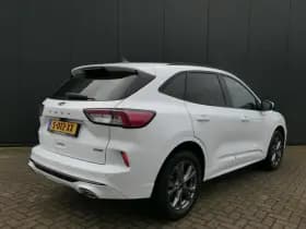 Ford Kuga thumbnail 3