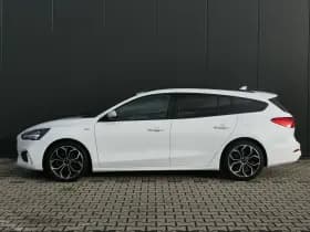 Ford Focus thumbnail 2