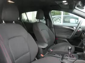 Ford Focus thumbnail 7
