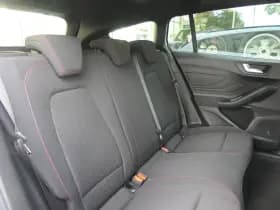 Ford Focus thumbnail 10
