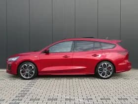 Ford Focus thumbnail 2