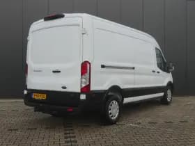 Ford Transit thumbnail 4