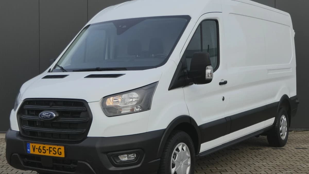Ford Transit — foto 1