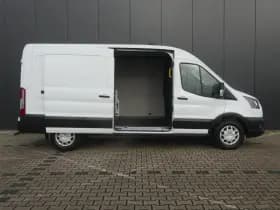 Ford Transit thumbnail 3
