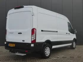 Ford Transit thumbnail 4