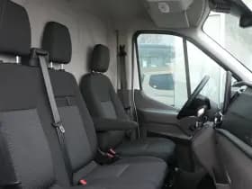 Ford Transit thumbnail 9