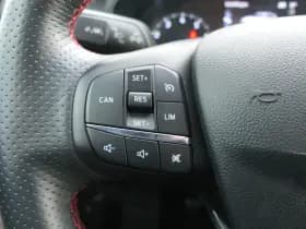 Ford Focus thumbnail 12