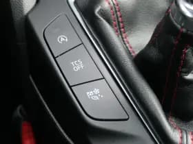 Ford Focus thumbnail 32